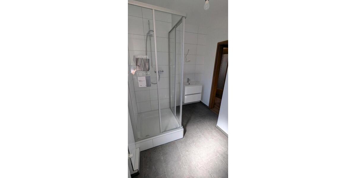 Etagenwohnung Stuttgart Hedelfingen - 4 Zimmer, 100 m&sup2;, 1.300&euro; | Angebot:27534757