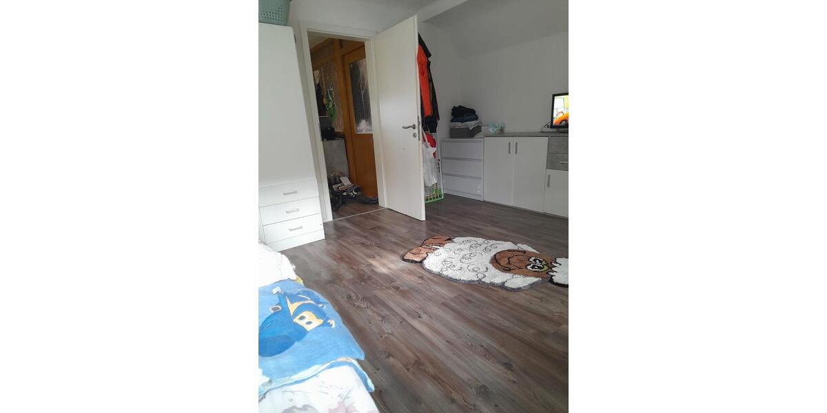 Dachgeschoßwohnung Backnang - 2 Zimmer, 55 m&sup2;, 730&euro; | Angebot:27549926