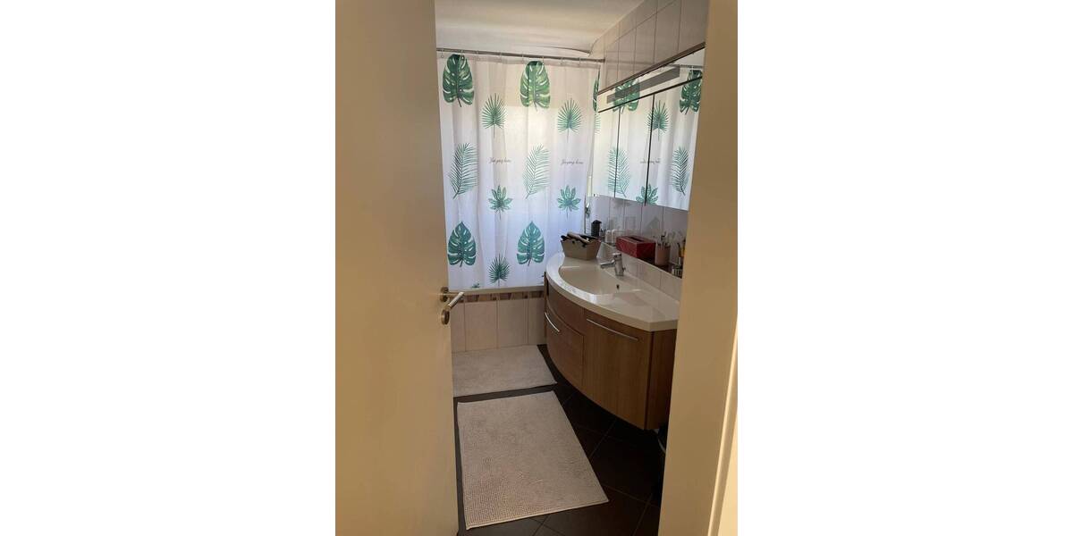 Etagenwohnung Schorndorf - 3 Zimmer, 82 m&sup2;, 299.000&euro; | Angebot:25678639