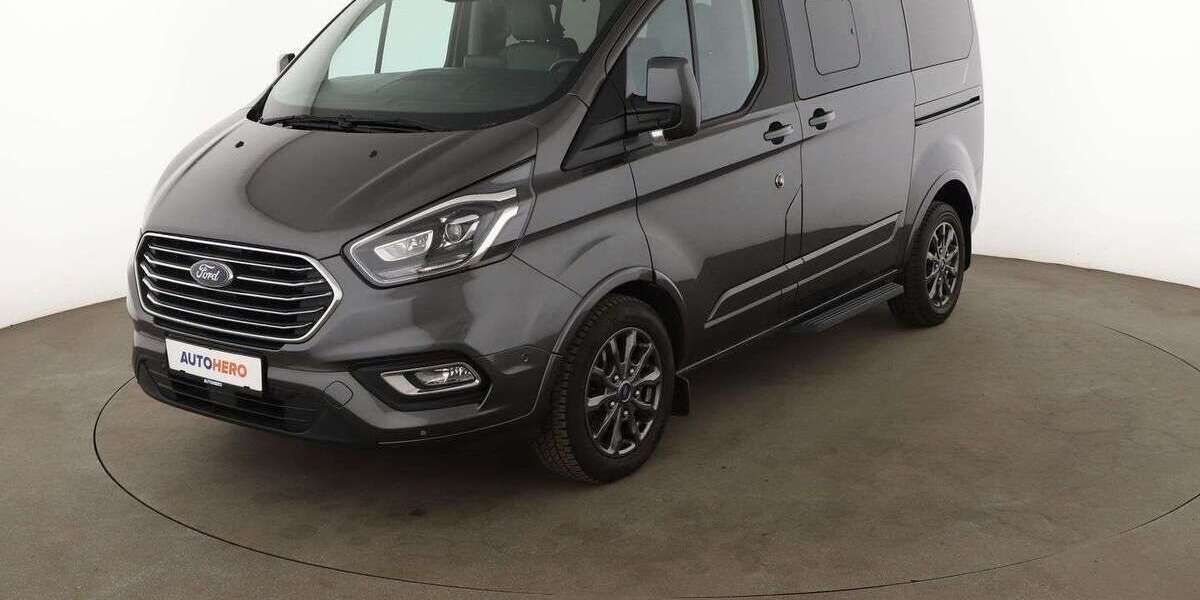 Ford Tourneo Custom 99.948 km 31.380 &euro; Stuttgart 70195