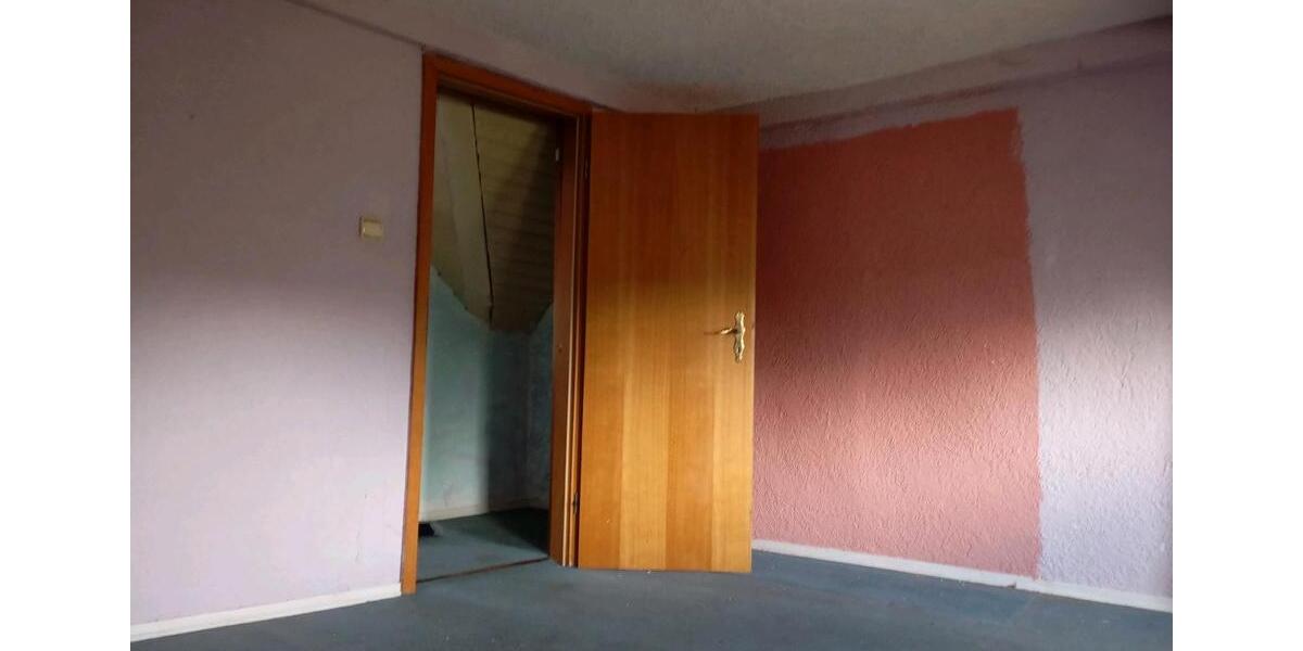 Einfamilienhaus Pfaffenhofen - 3 Zimmer, 95.000&euro; | Angebot:21108117