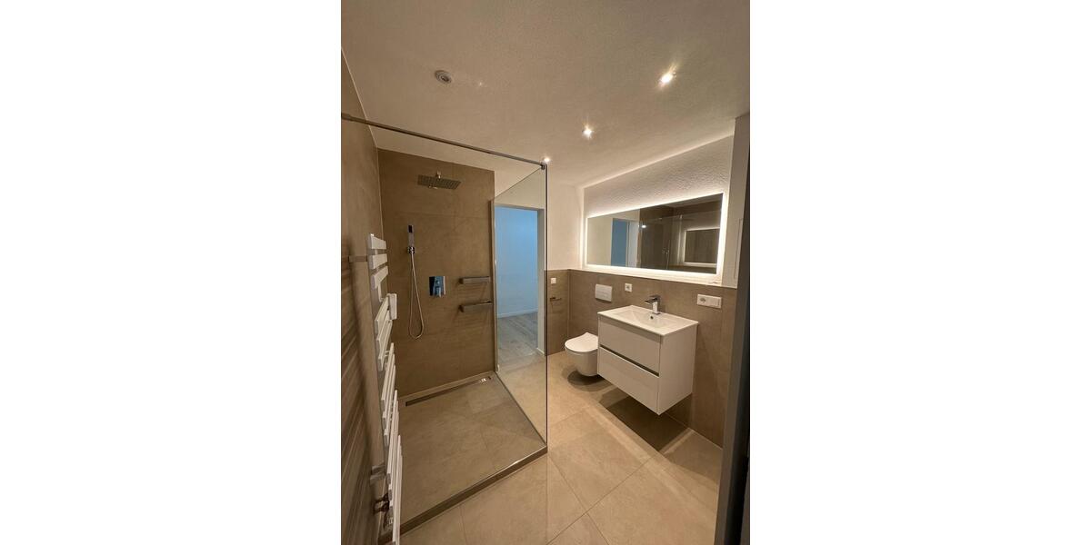 Etagenwohnung Esslingen am Neckar Brühl - 2.5 Zimmer, 64 m&sup2;, 1.250&euro; | Angebot:24767537