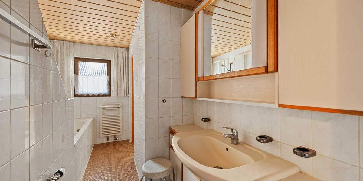 Reihenendhaus Markgröningen Unterriexingen - 3 Zimmer, 92 m&sup2;, 230.000&euro; | Angebot:25681504