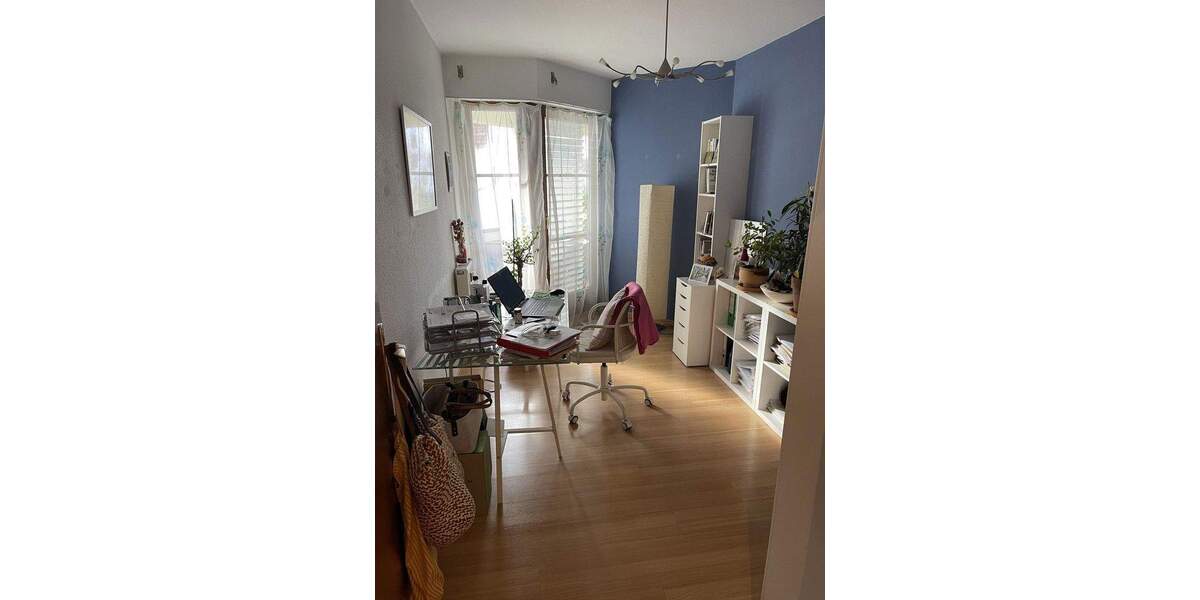 Etagenwohnung Ditzingen - 3 Zimmer, 79 m&sup2;, 295.000&euro; | Angebot:25677291