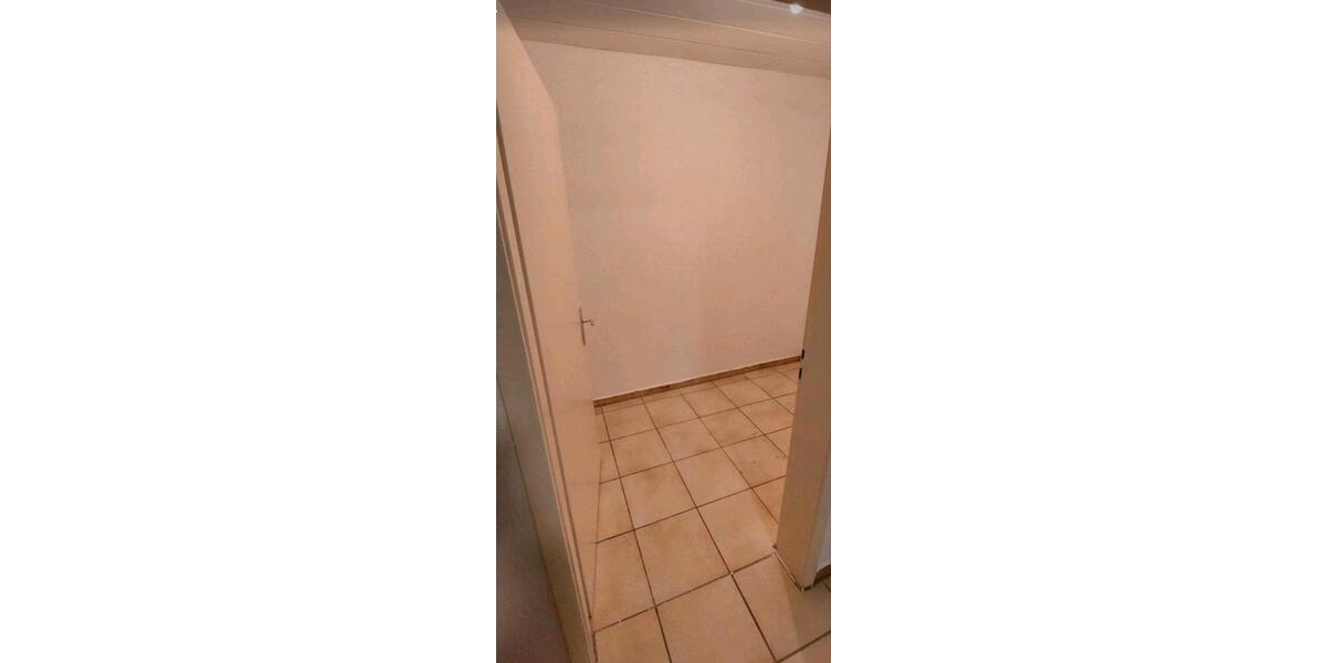 Erdgeschoßwohnung Weinsberg - 3 Zimmer, 85 m&sup2;, 890&euro; | Angebot:25953956