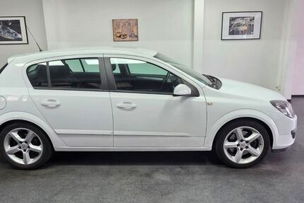 Opel Astra 175.000 km 2.990 &euro; Asperg/Ludwigsburg bei Stuttgart 71679