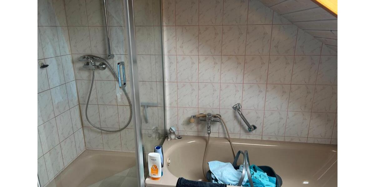 Dachgeschoßwohnung Bietigheim-Bissingen Bissingen - 3.5 Zimmer, 95 m&sup2;, 970&euro; | Angebot:27576397