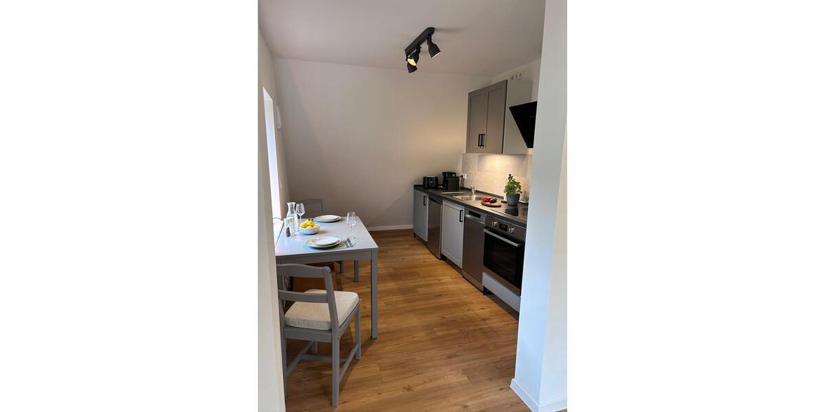 Dachgeschoßwohnung Stuttgart Stuttgart-Nord - 2 Zimmer, 46 m&sup2;, 1.290&euro; | Angebot:25917318