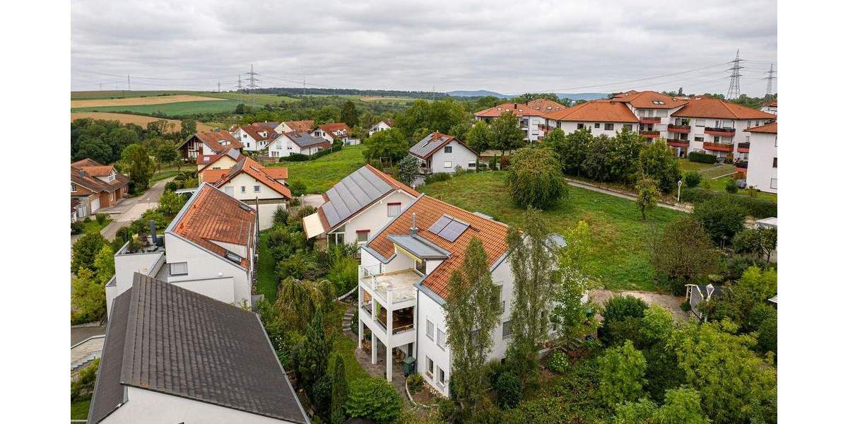 Etagenwohnung Markgröningen - 2 Zimmer, 112 m&sup2;, 445.000&euro; | Angebot:25698009