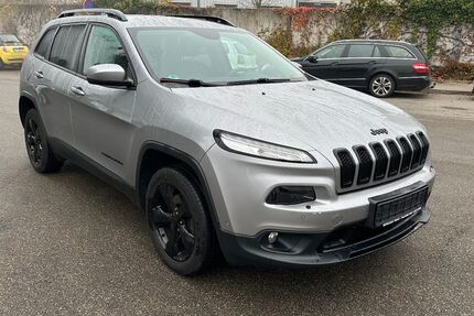 Jeep Cherokee 150.000 km 11.950 &euro; Möglingen/Ludwigsburg 71696