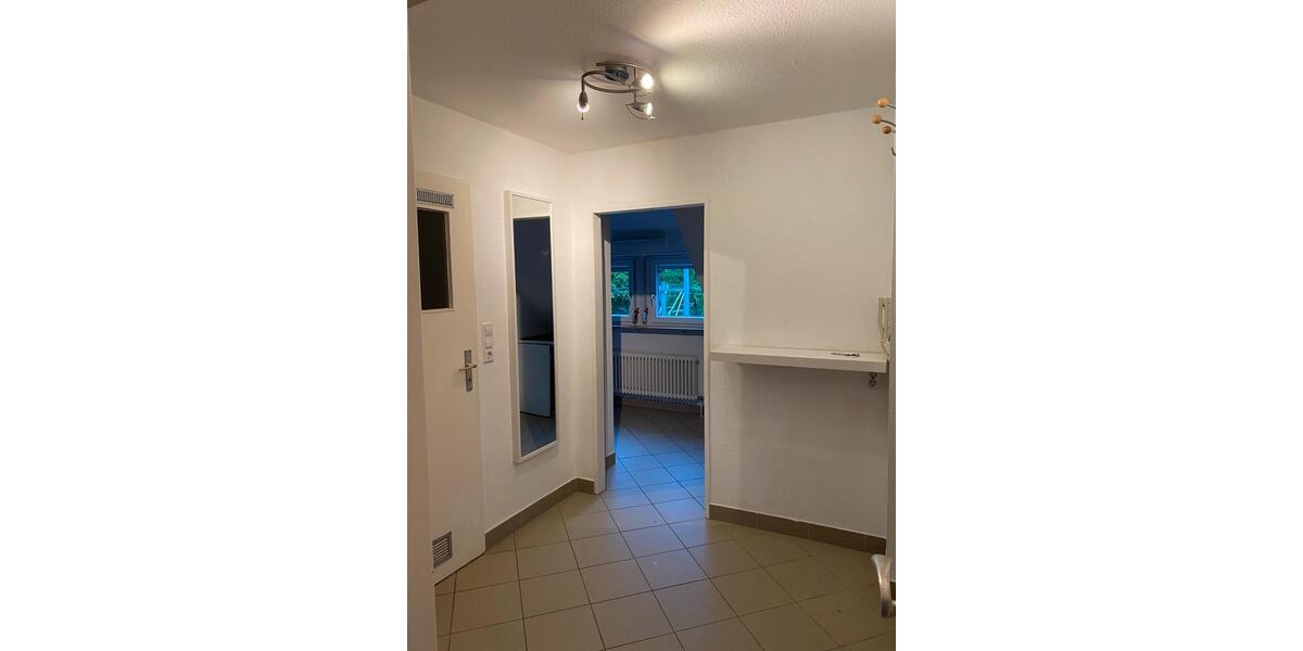 Dachgeschoßwohnung Stuttgart Lehen - 3 Zimmer, 60 m&sup2;, 950&euro; | Angebot:26419055