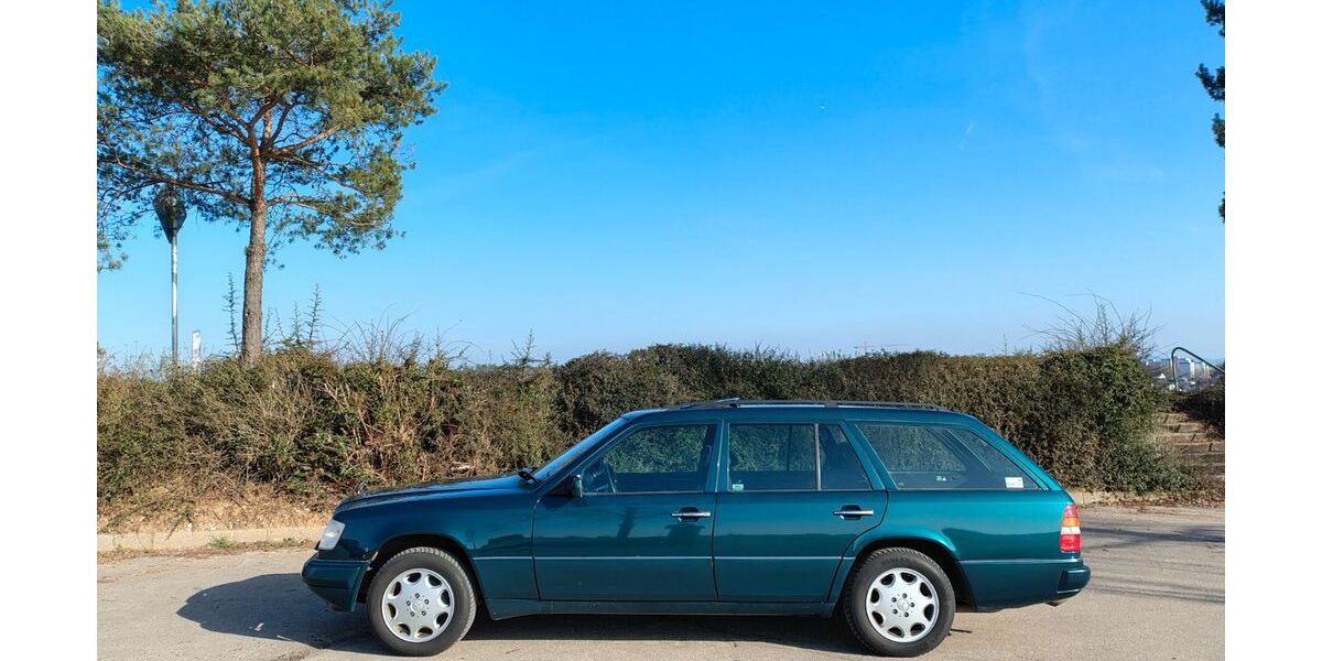 Mercedes-Benz E 280 431.557 km 6.790 &euro; Aichwald 73773