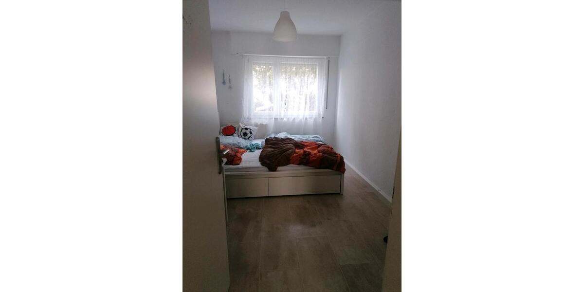 Erdgeschoßwohnung Ludwigsburg Oßweil - 3 Zimmer, 70 m&sup2;, 310.000&euro; | Angebot:26889110