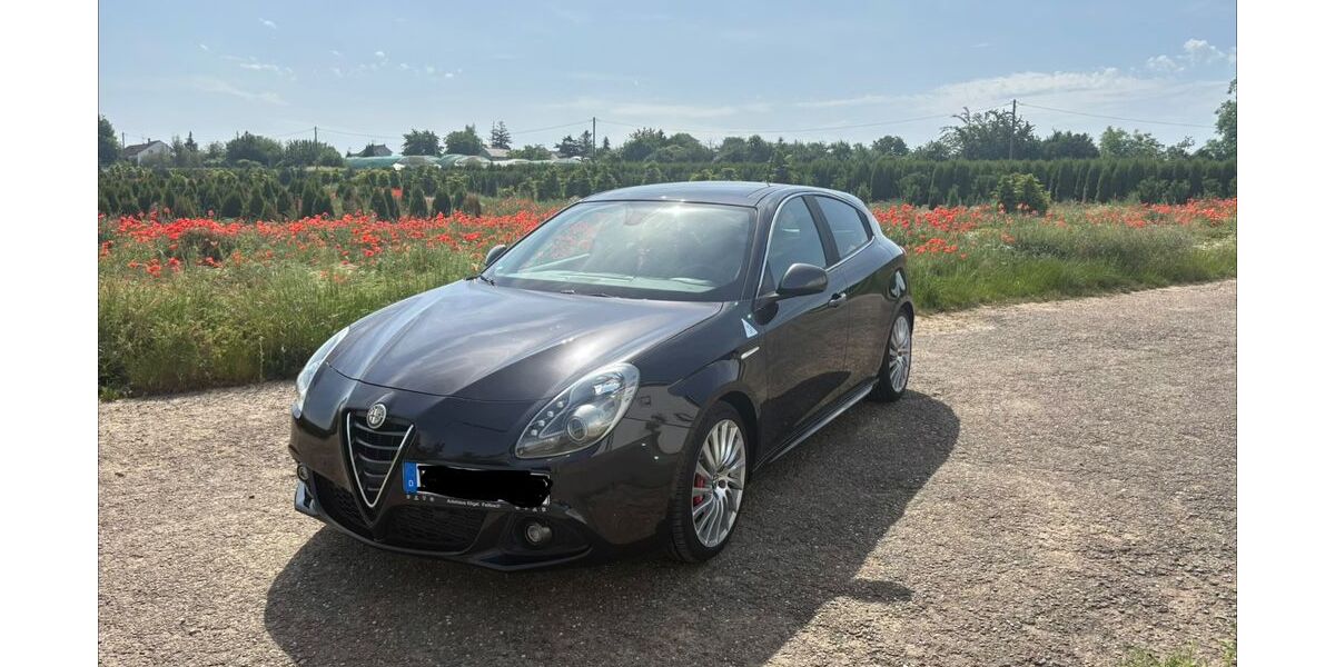 Alfa Romeo Giulietta 83.825 km 15.000 &euro; Fellbach 70736
