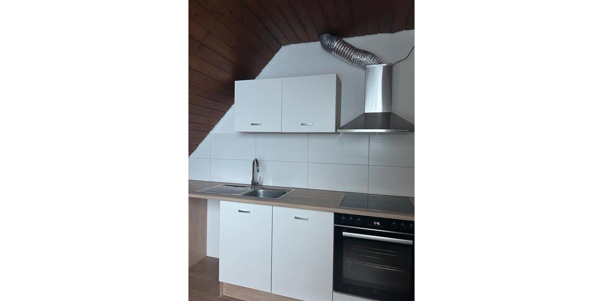 Dachgeschoßwohnung Lauffen am Neckar - 2 Zimmer, 43 m&sup2;, 950&euro; | Angebot:27537285
