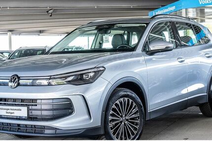 VW Tiguan 10.228 km 32.830 &euro; Stuttgart-Wangen 70188