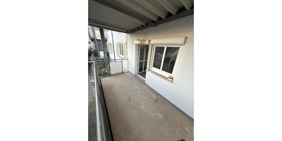 Etagenwohnung Backnang - 3 Zimmer, 65 m&sup2;, 1.300&euro; | Angebot:27569574
