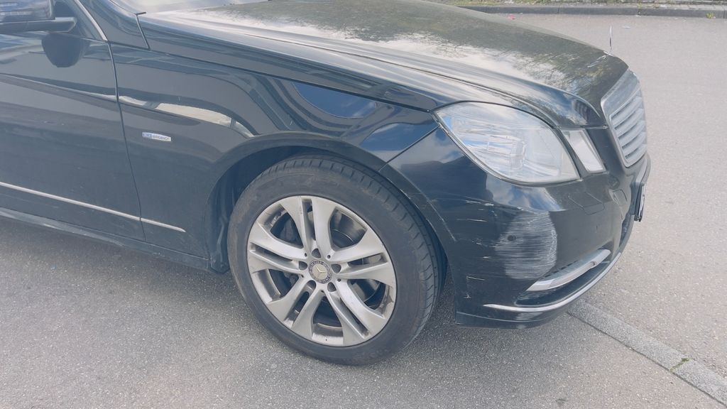 Mercedes-Benz E 350 205.500 km 4.250 &euro; Stuttgart 70193