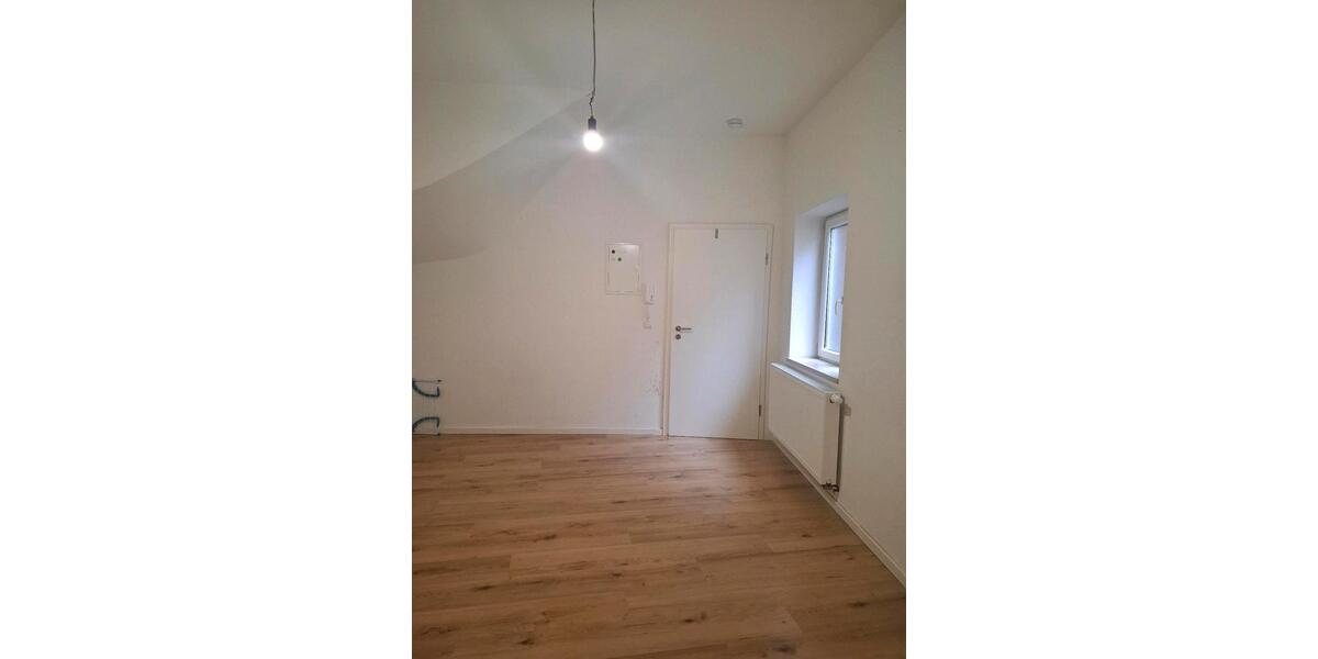 Etagenwohnung Stuttgart Luginsland - 1 Zimmer, 20 m&sup2;, 550&euro; | Angebot:25977691