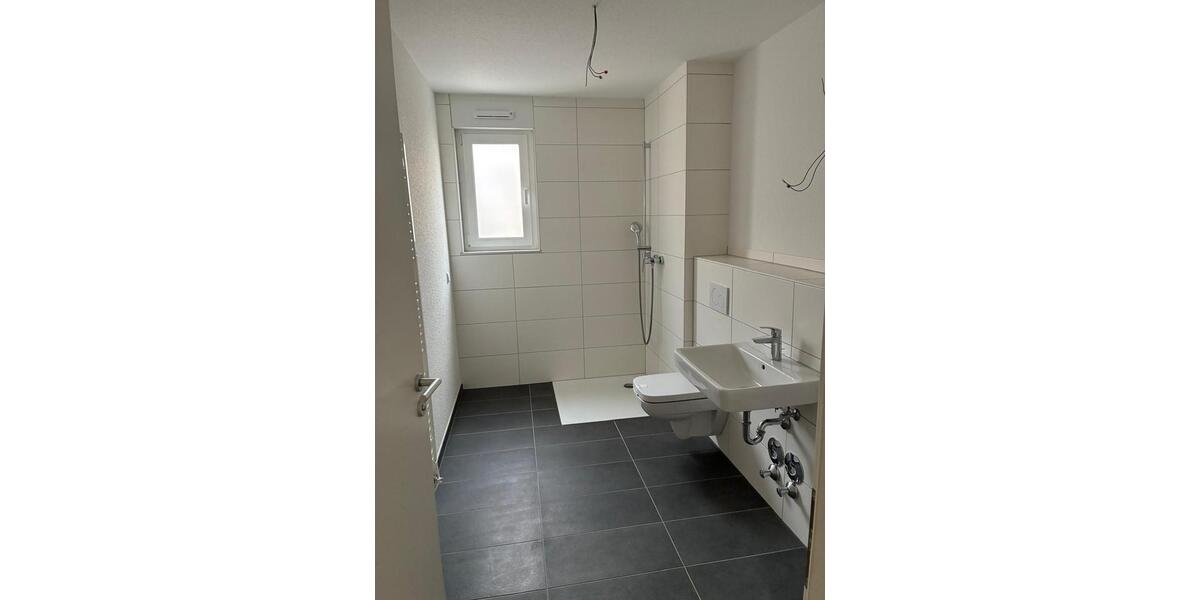Erdgeschoßwohnung Winnenden - 2 Zimmer, 64 m&sup2;, 1.180&euro; | Angebot:27553692