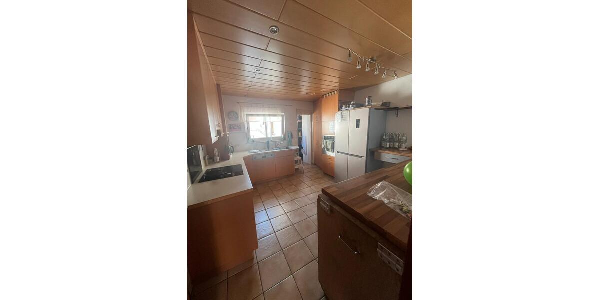 Mehrfamilienhaus, Wohnhaus Neckarwestheim - 11 Zimmer, 210 m&sup2;, 844.000&euro; | Angebot:26048201