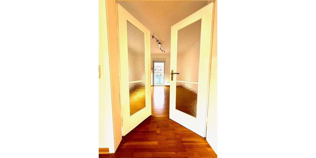 Etagenwohnung Stuttgart Bad Cannstatt - 4 Zimmer, 100 m&sup2;, 598.000&euro; | Angebot:25916380