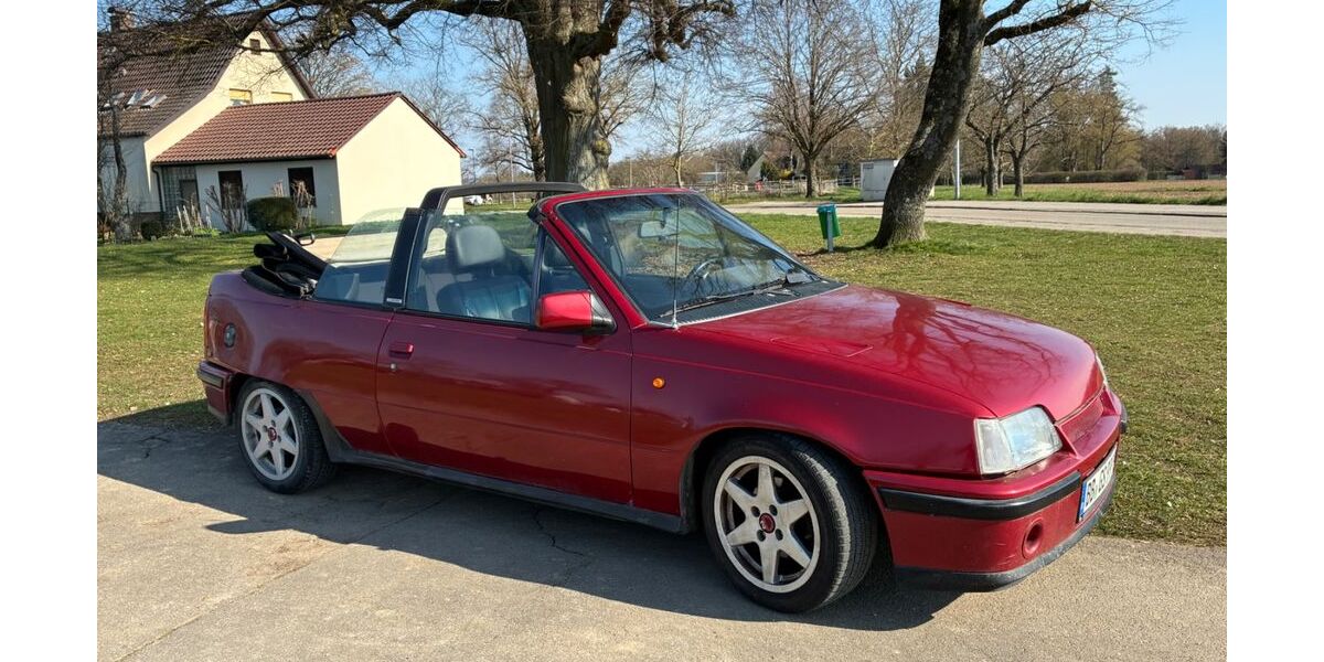 Opel Kadett 245.000 km 2.500 &euro; Waldenbuch 71111