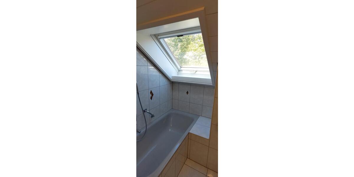 Dachgeschoßwohnung Stuttgart Fasanenhof-Ost - 3 Zimmer, 78 m&sup2;, 359.000&euro; | Angebot:26416733