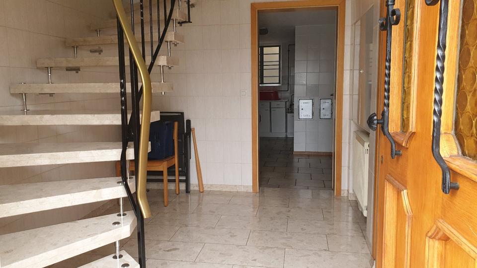 Mehrfamilienhaus, Wohnhaus Bietigheim-Bissingen Bissingen - 10 Zimmer, 210 m&sup2;, 890.000&euro; | Angebot:24154002