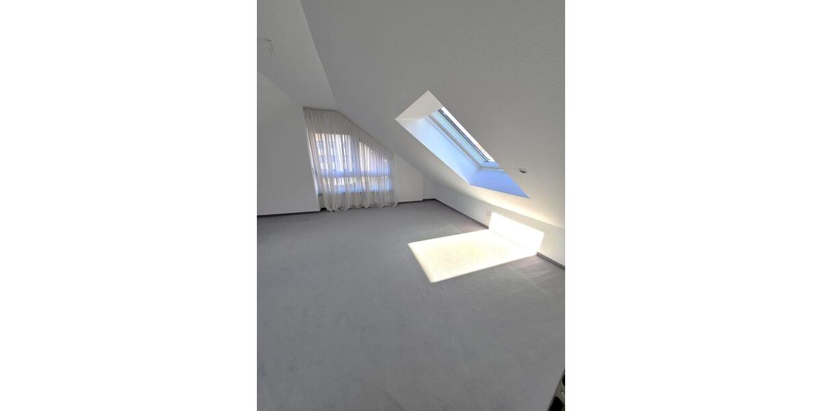 Maisonettenwohnung Sindelfingen - 3.5 Zimmer, 98 m&sup2;, 439.000&euro; | Angebot:25959642