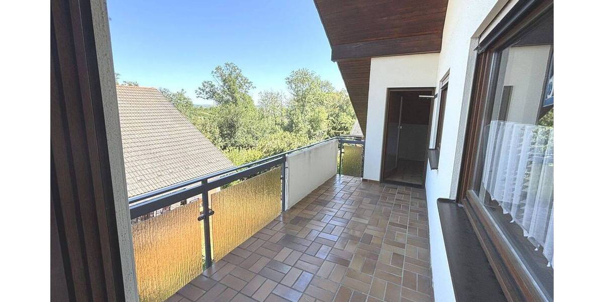 Etagenwohnung Besigheim - 4 Zimmer, 91 m&sup2;, 298.000&euro; | Angebot:25671952