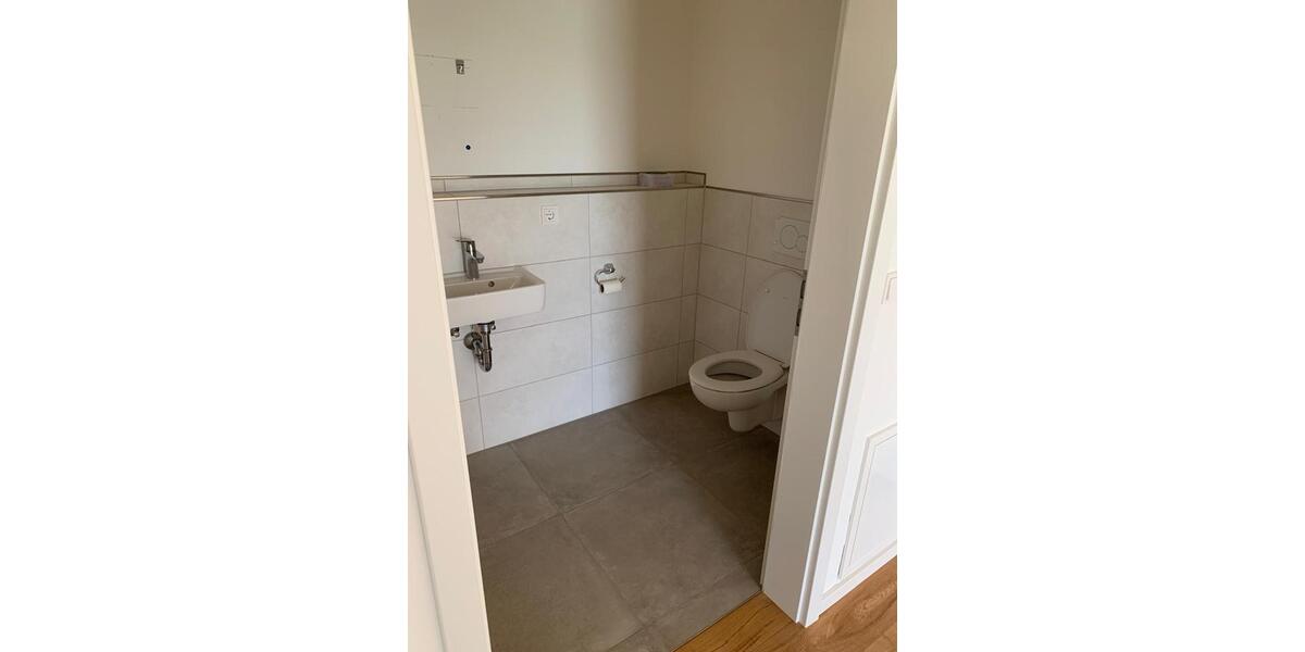 Etagenwohnung Baltmannsweiler - 2 Zimmer, 60 m&sup2;, 900&euro; | Angebot:25472494
