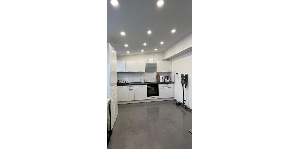 Dachgeschoßwohnung Heilbronn Böckingen - 2.5 Zimmer, 50 m&sup2;, 1.000&euro; | Angebot:27577615