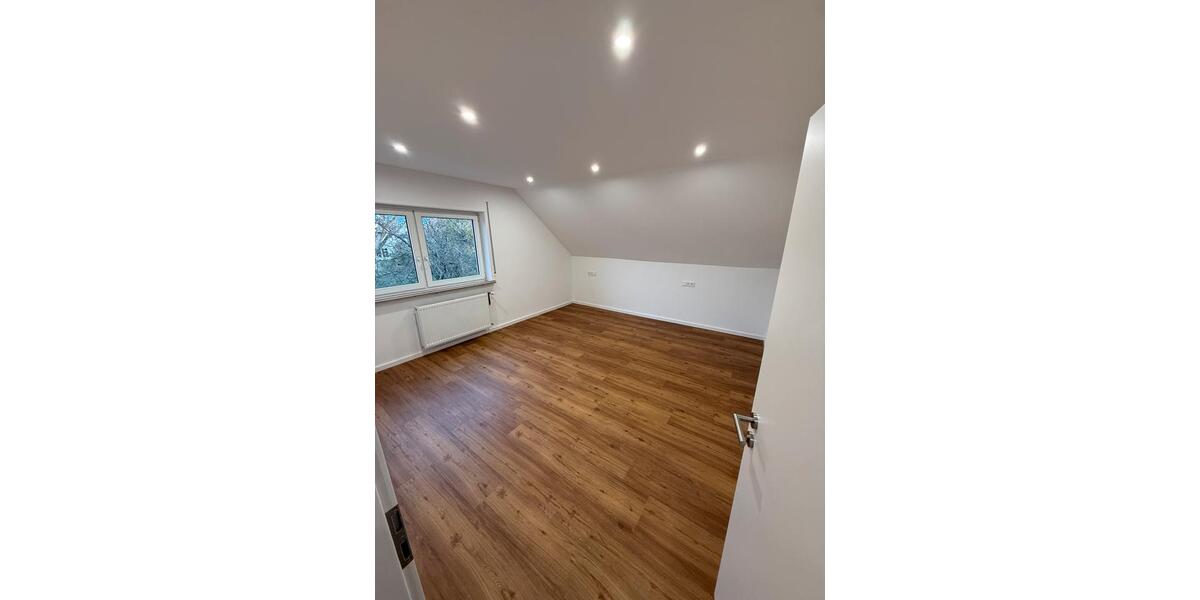 Dachgeschoßwohnung Wurmberg - 4 Zimmer, 100 m&sup2;, 650&euro; | Angebot:25518922