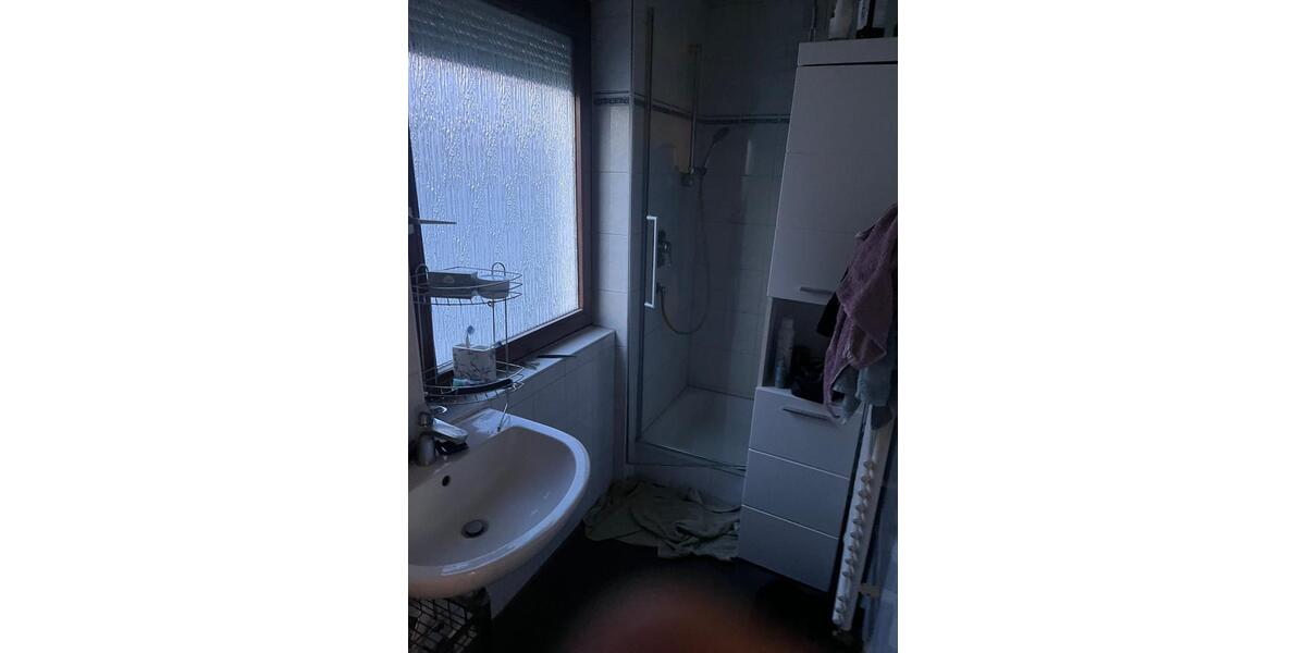 Etagenwohnung Fellbach Oeffingen - 3 Zimmer, 80 m&sup2;, 1.400&euro; | Angebot:25365051