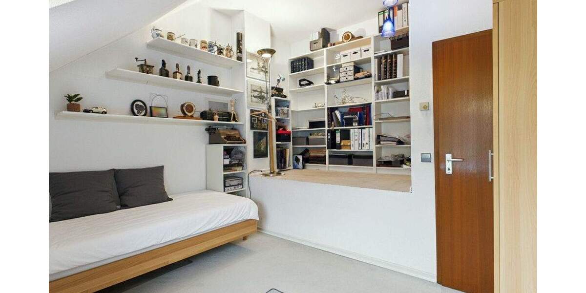 Reihenmittelhaus Stuttgart Stammheim - 5 Zimmer, 127 m&sup2;, 559.000&euro; | Angebot:25669368