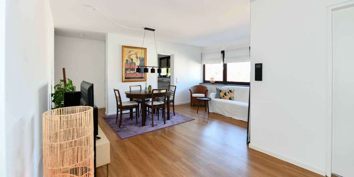 ImmoBillia: Großzügig. Zentral. Zuhause! - Etagenwohnung Freiberg am Neckar | Angebot:27245282