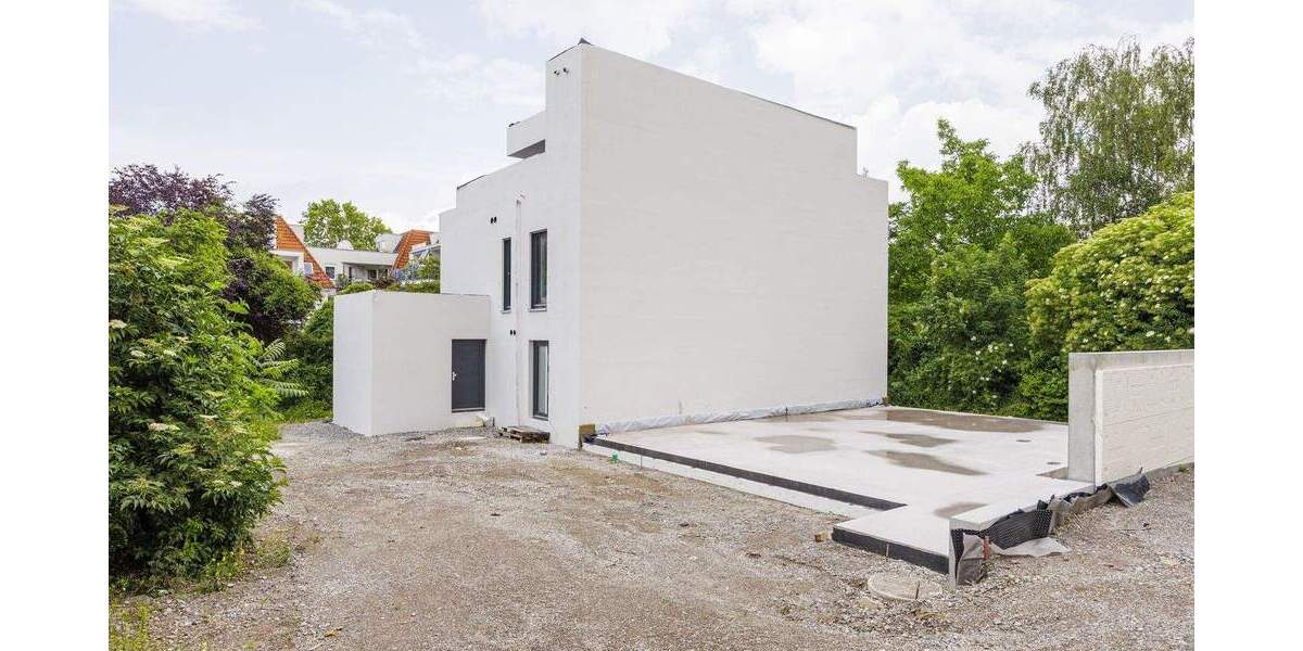 Mehrfamilienhaus, Wohnhaus Ludwigsburg Mitte - 8 Zimmer, 229 m&sup2;, 995.000&euro; | Angebot:25697943