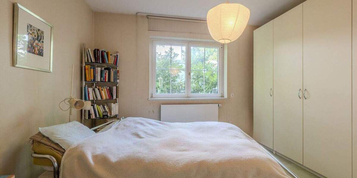 Mehrfamilienhaus, Wohnhaus Stuttgart / Feuerbach Feuerbach - 8 Zimmer, 180 m&sup2;, 795.000&euro; | Angebot:25704035