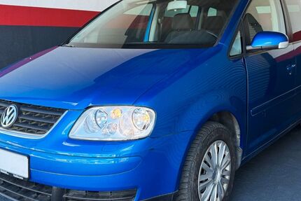 VW Touran 220.000 km 1.490 &euro; Heilbronn 74078