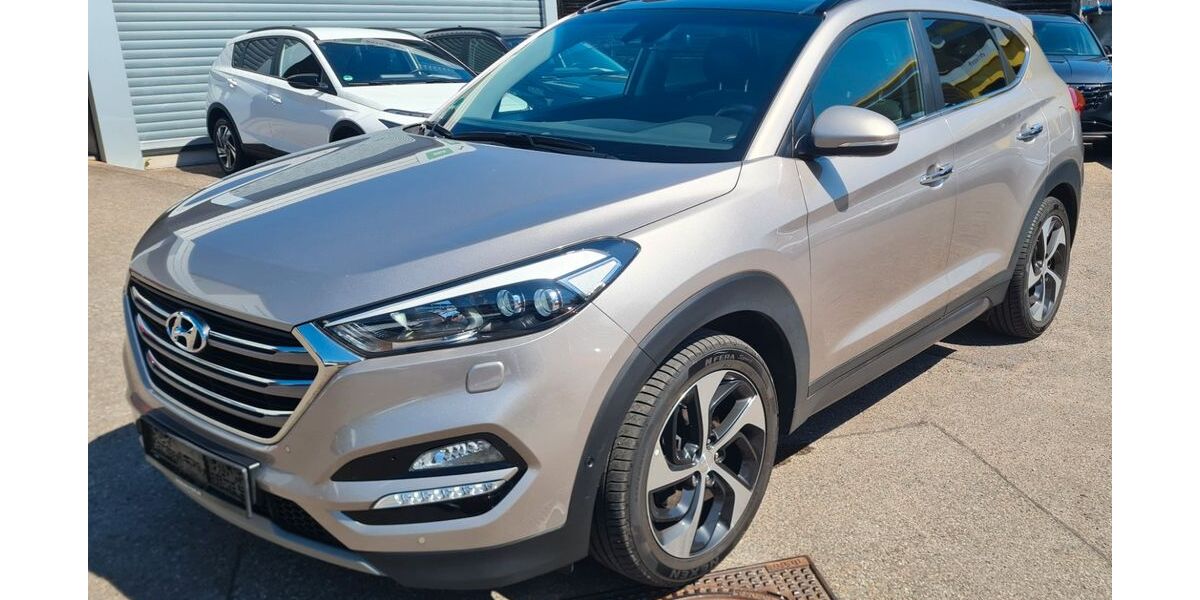 Hyundai TUCSON 99.890 km 15.500 &euro; Leonberg 71229