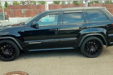 Jeep Grand Cherokee 223.000 km 16.100 &euro; Mönsheim 71297