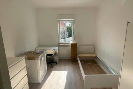 Wohnung Esslingen am Neckar - 1 Zimmer, 14 m&sup2;, 550&euro; | Angebot:26415152