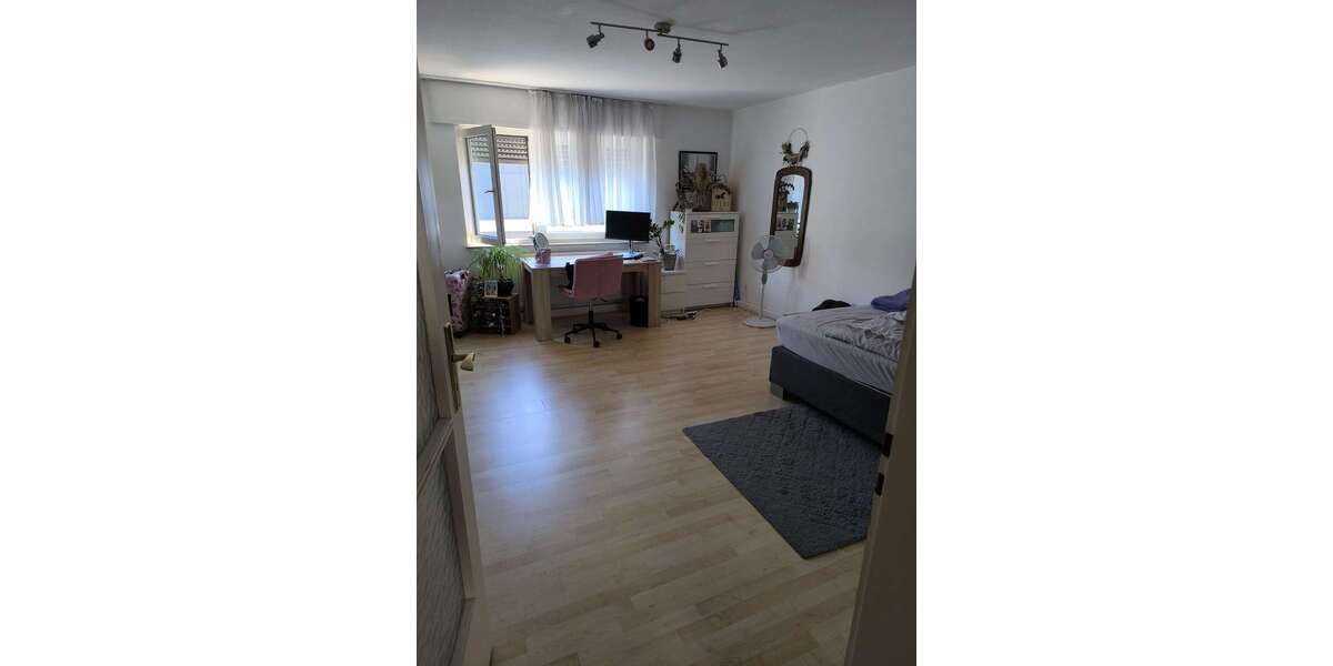 Etagenwohnung Stuttgart Stuttgart-Süd - 3 Zimmer, 66 m&sup2;, 1.052&euro; | Angebot:26845831