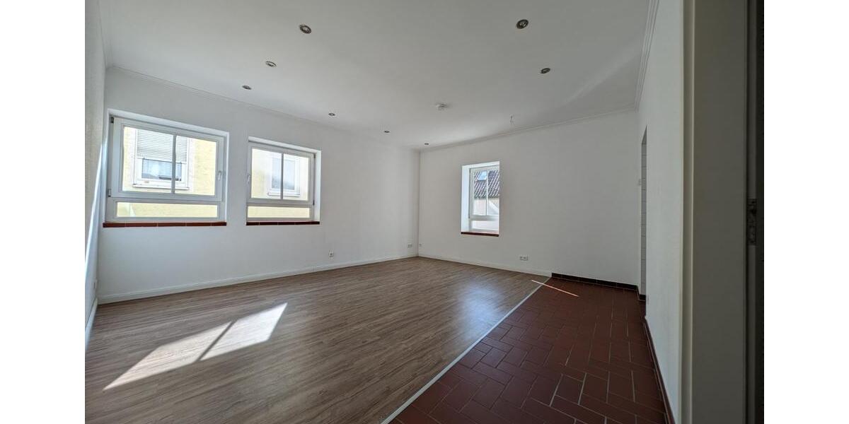 Etagenwohnung Mönsheim - 3 Zimmer, 77 m&sup2;, 855&euro; | Angebot:25158595