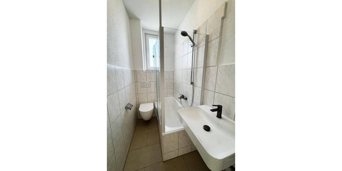 Etagenwohnung Heilbronn - 4 Zimmer, 82 m&sup2;, 1.050&euro; | Angebot:26857700