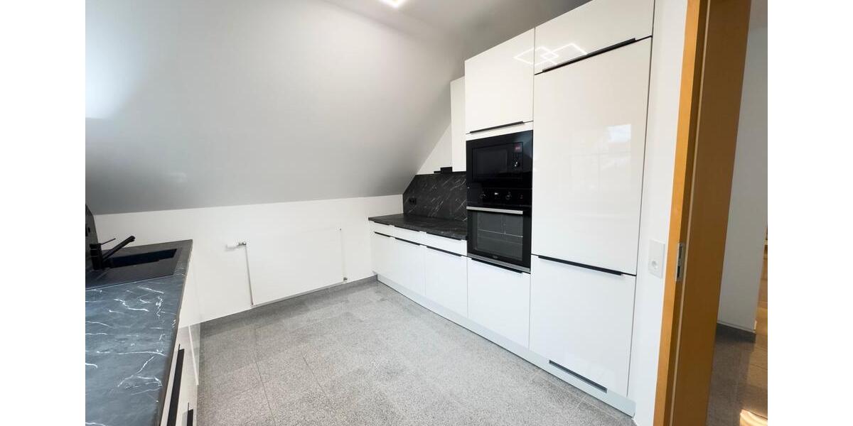 Dachgeschoßwohnung Vaihingen an der Enz - 3 Zimmer, 99 m&sup2;, 1.350&euro; | Angebot:25055327