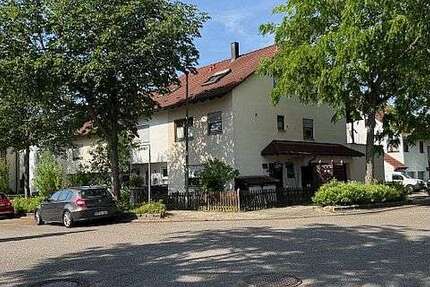 Haus Leonberg - 4 Zimmer, 130 m&sup2;, 350.000&euro; | Angebot:26983365
