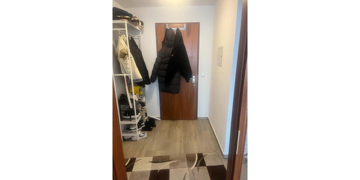 Etagenwohnung Stuttgart Botnang - 2.5 Zimmer, 62 m&sup2;, 1.350&euro; | Angebot:27549971
