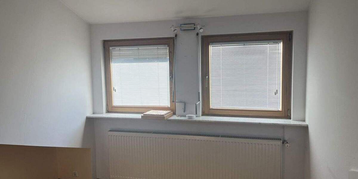 Reihenendhaus Leonberg Gebersheim - 4 Zimmer, 141 m&sup2;, 420.000&euro; | Angebot:25726620